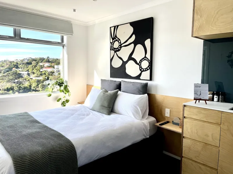Queen bed and bedroom